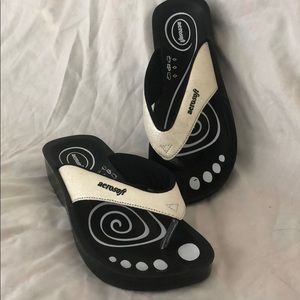 Aerosoft sandles